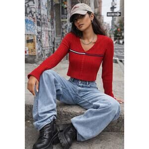 Vintage Y2K Tommy Hilfiger Red Cable Knit Vneck Sweater Flag Logo Size Medium